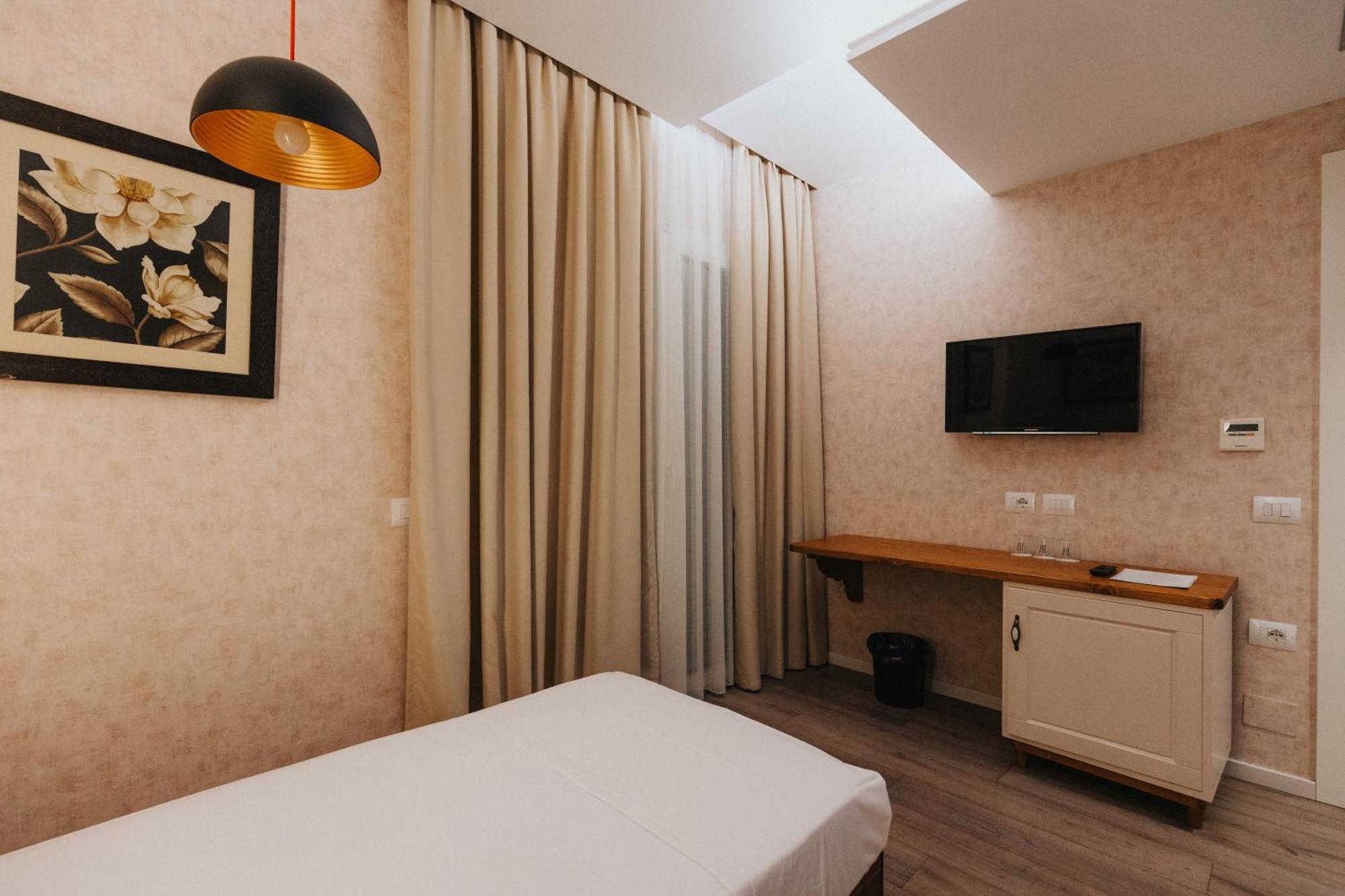 Tirana Resort Radhime Luaran gambar